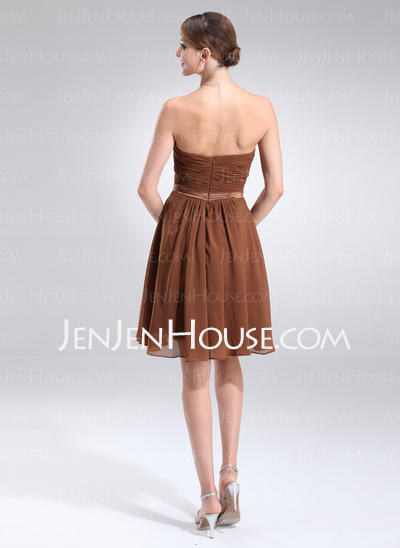 A-Line/Princess Sweetheart Knee-Length Chiffon Charmeuse Homecoming Dress With Ruffle (022020771)
