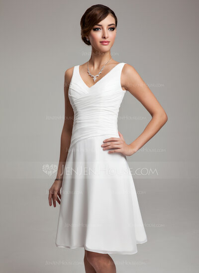 A-Line/Princess V-neck Knee-Length Chiffon Bridesmaid Dress With Ruffle Beading (007001083)