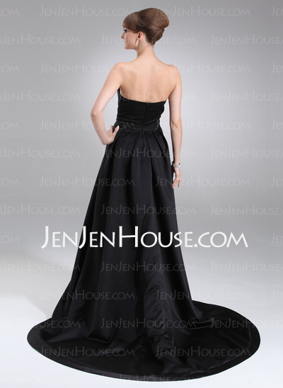 A-Line/Princess Sweetheart Court Train Satin Evening Dress With Beading (017020656)