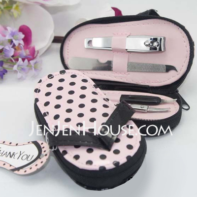 4 Piece Pedicure Kit With Pink Polka Dot Flip Flop Case Favor (051009899)