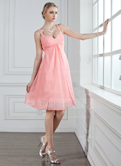 Vestidos princesa/ Formato A Coração Na altura do joelho Chifon Vestido de madrinha com Pregueado Beading (007005243)