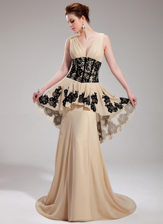A-Line/Princess V-neck Court Train Chiffon Evening Dress With Ruffle Lace Beading Sequins (017019759)