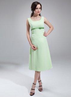 A-Line/Princess Scoop Neck Knee-Length Chiffon  Charmeuse Maternity Bridesmaid Dresses With Sash (045004418)