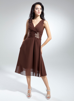 A-Line/Princess V-neck Tea-Length Chiffon Mother of the Bride Dress With Ruffle Beading (008014915)