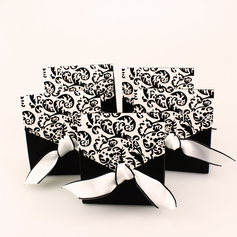 Ivory And Black Flourish Favor Box With Ribbon (Set of 12) (050005921)
