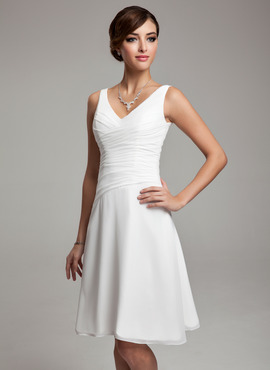 A-Line/Princess V-neck Knee-Length Chiffon Bridesmaid Dress With Ruffle Beading (007001083)