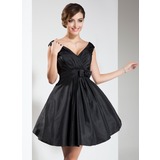 A-Line/Princess V-neck Short/Mini Taffeta Bridesmaid Dress With Ruffle (007022536)