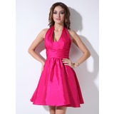 A-Line/Princess Halter Short/Mini Taffeta Bridesmaid Dress With Ruffle (007022535)