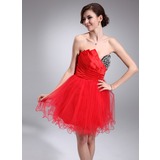 A-Line/Princess Scalloped Neck Short/Mini Satin Tulle Homecoming Dress With Ruffle Beading (022020966)