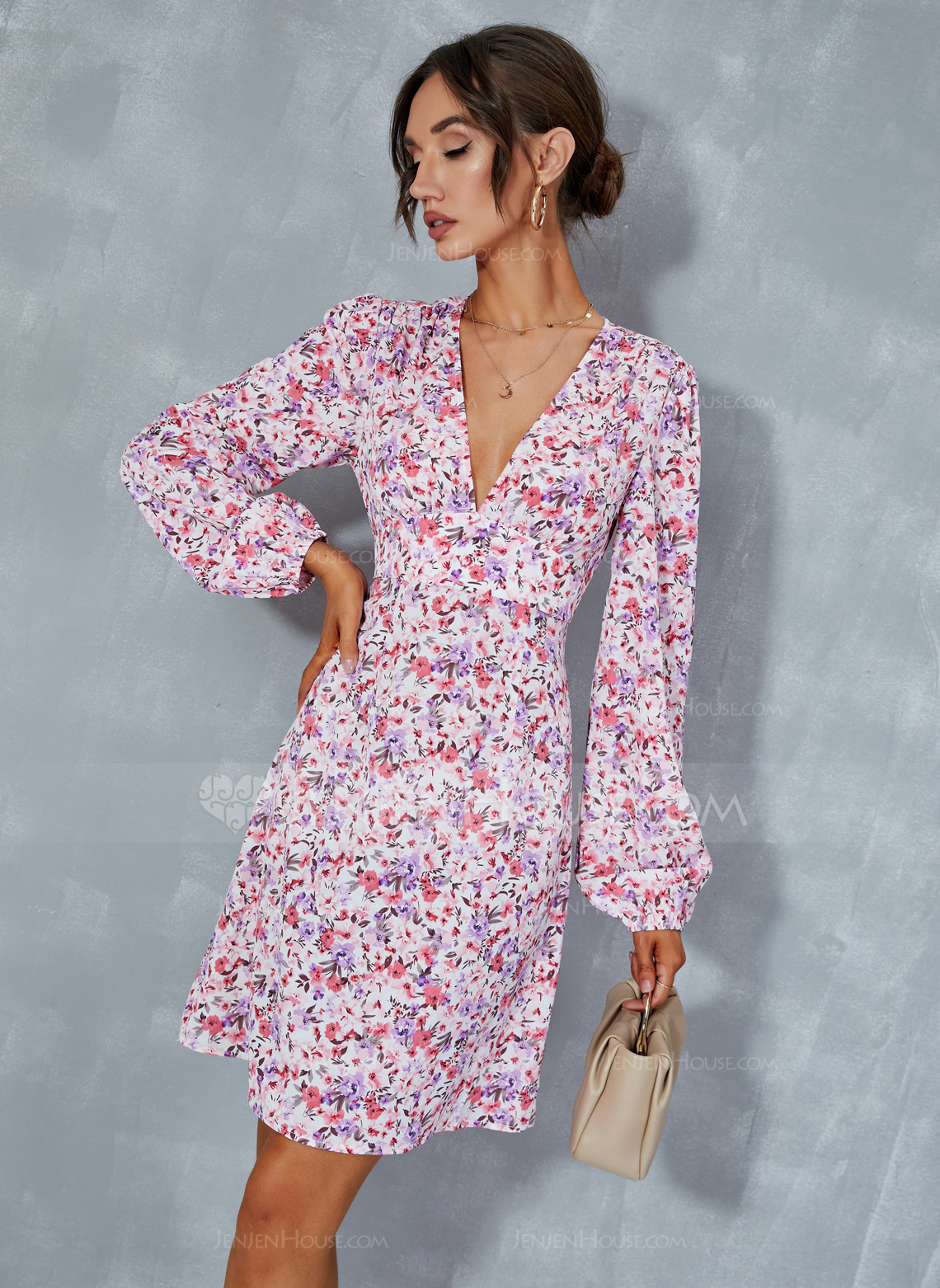 Frynse V-hals Lange ermer A-line kjole Chiffong Mini Motekjoler 