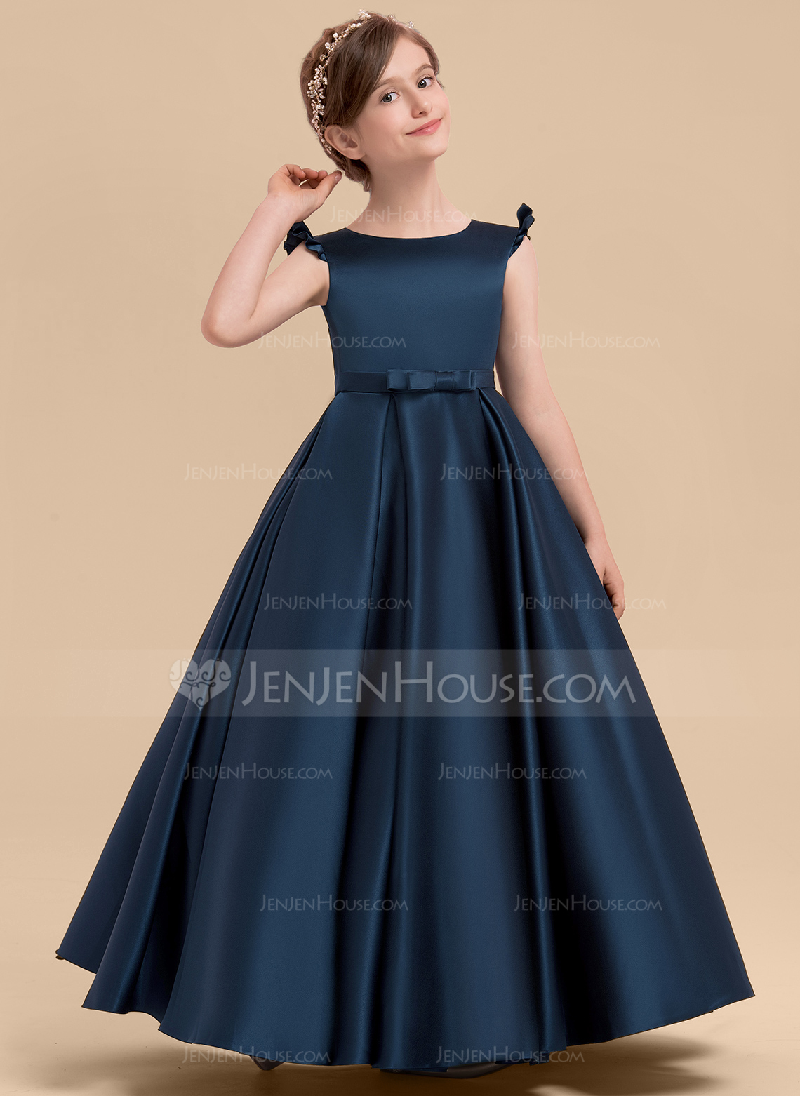 Robe princesse avec nœud en satin
