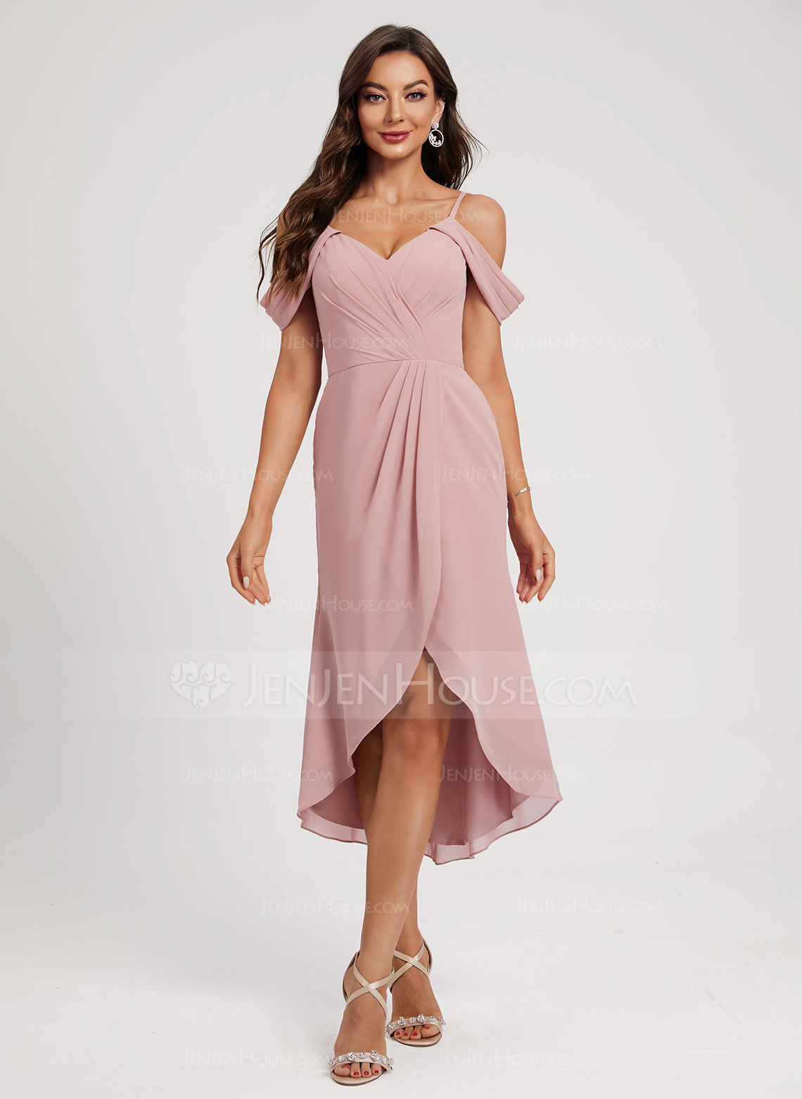 Sheath V-hals Asymmetrisk Chiffong Cocktailkjole med Plissert 