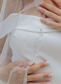 Beading Cut Edge Single Tier Tulle Bridal Fingertip Length Wedding Veils 