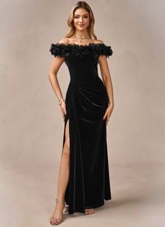 Flower Off the Shoulder Sleeveless Sheath/Column Velvet Maxi Dress 