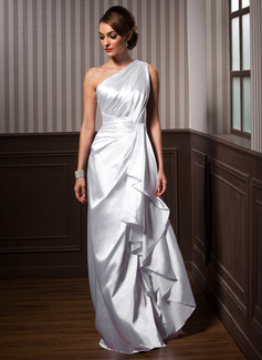 A-line kjole En skuldret Gulvlengde Charmeuse Festkjole med Brusende Volanger 