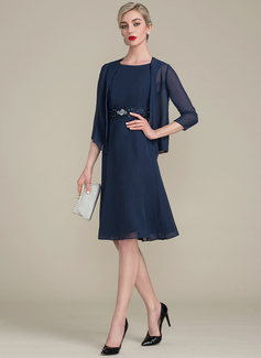 Sheath Scoop Knelengde Chiffong Kjole til brudens mor med Profilering Applikasjoner Blonder paljetter 