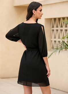 V-hals Trekvart ermer Elegant Skiftekjoler Bomull Blends Mini Motekjoler 