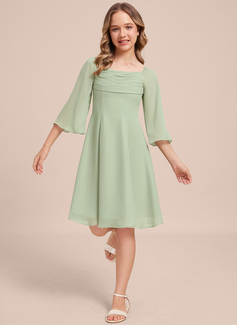A-Linien-Kleid Karree Knielang Chiffon Kleider für junge Brautjungfern 