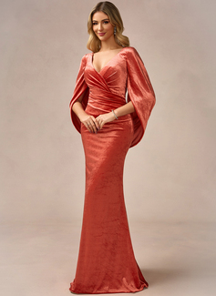 Kleid Maxi mit Cape-Ärmel aus Samt