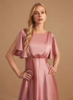 A-formet høy Hals Asymmetrisk Satin Brudepikekjole 