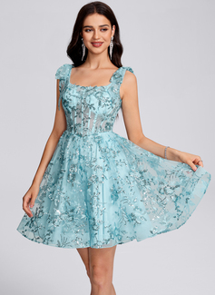 A-line Square Short Lace Homecoming Dress With Bow Sequins 