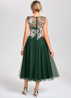 A-line Scoop Tea-Length Tulle Lace Cocktail Dress 