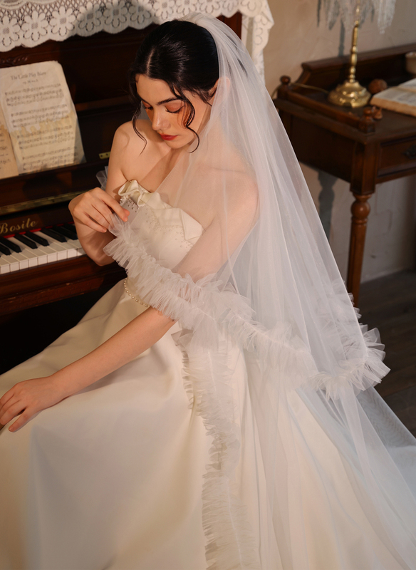 Simple Cut Edge Two Tier Bridal Waltz Length 59" Wedding Veils With Blusher 