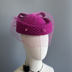 Damen Klassische Art Winter Schleife Schleier Wollen besondere Anlässe Pillbox -Hüte mit Clip Elastische Kordel 