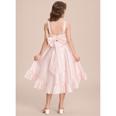 A-line kjole Firkantet hals Asymmetrisk Sateng Brudepikekjole ungdom med Sløyfe