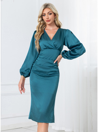 Vestido midi con plisado de satén