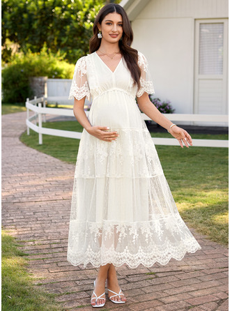 A-linja v-kaula nilkka-pituus pitsi äitiysmekot jossa laskostettu 