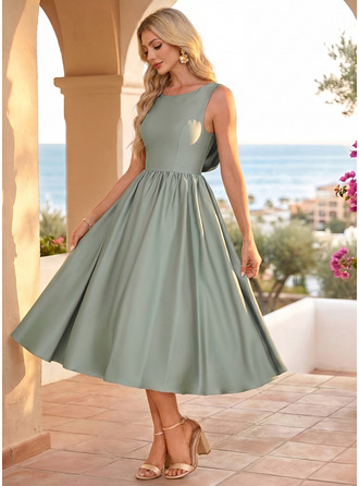 Cetim midi vestido