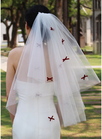 Schleife Schnittkante Zweistufig Hochzeit Kurzer Schleier 75 cm Brautschleier Mit Gesichtsteil 