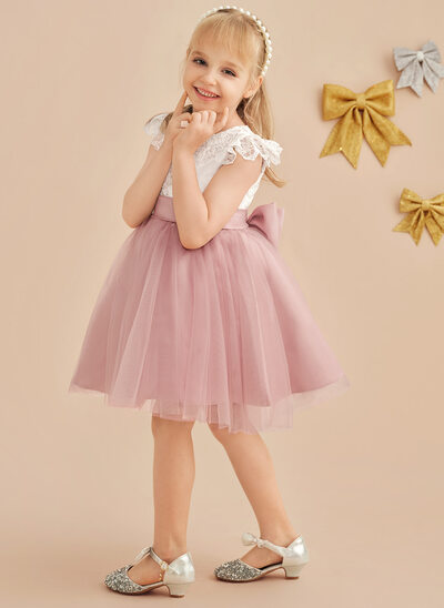 A-line Scoop Knee-Length Tulle Lace Flower Girl Dress With Bow Sash 