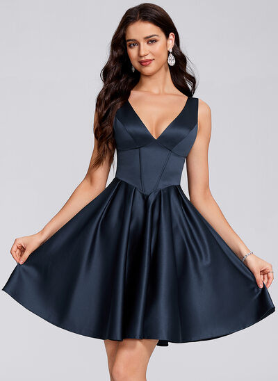 A-line V-Neck Short Satin Homecoming Dress With Ruched 