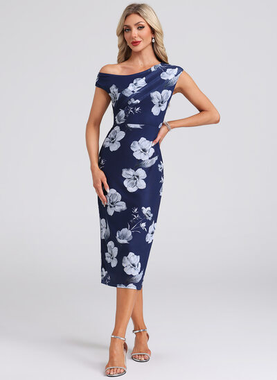 Robe midi à une épaule avec imprimé fleur