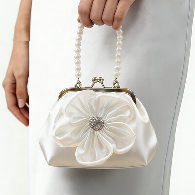 Flor rhinestone boda fiesta fiesta de graduación noche satén bolsos de noche en blanco 