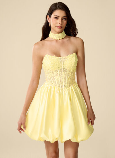 Kleid in Prinzessin-Linie mit Herzausschnitt Trägerlos Korsett aus Stretch-Satin