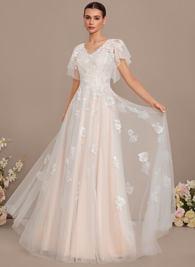 Robe trapèze en dentelle