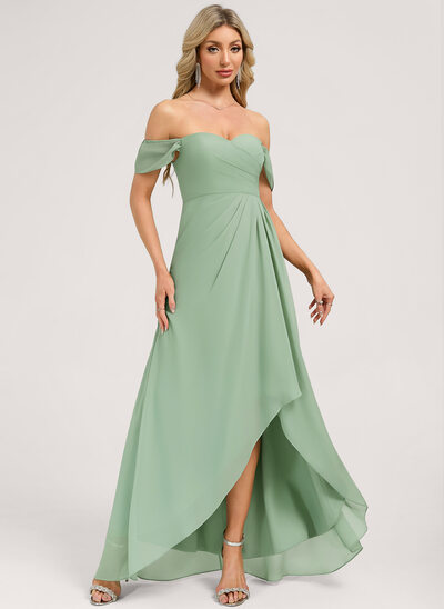 Robe de demoiselle d'honneur trapèze épaule dénudée asymétrique mousseline 